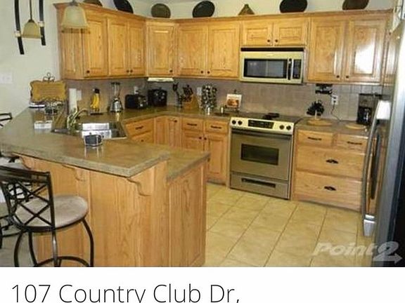 3rd image of 107 Country Club Dr