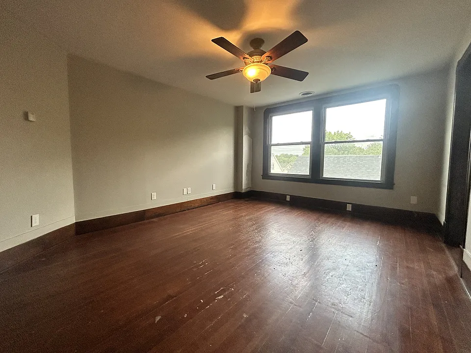 343 Columbus Ave #4