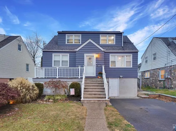122-124 Lenox Ave, Paterson, NJ 07502