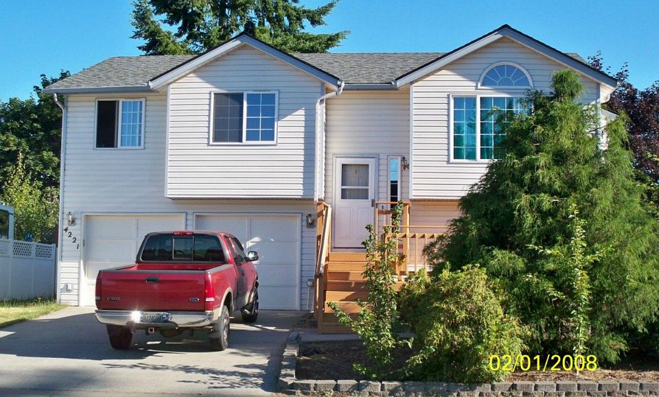 1st image of 4221 123rd Pl NE