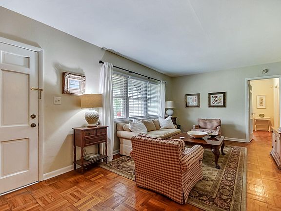 5th image of 4631 Water Oak Ln