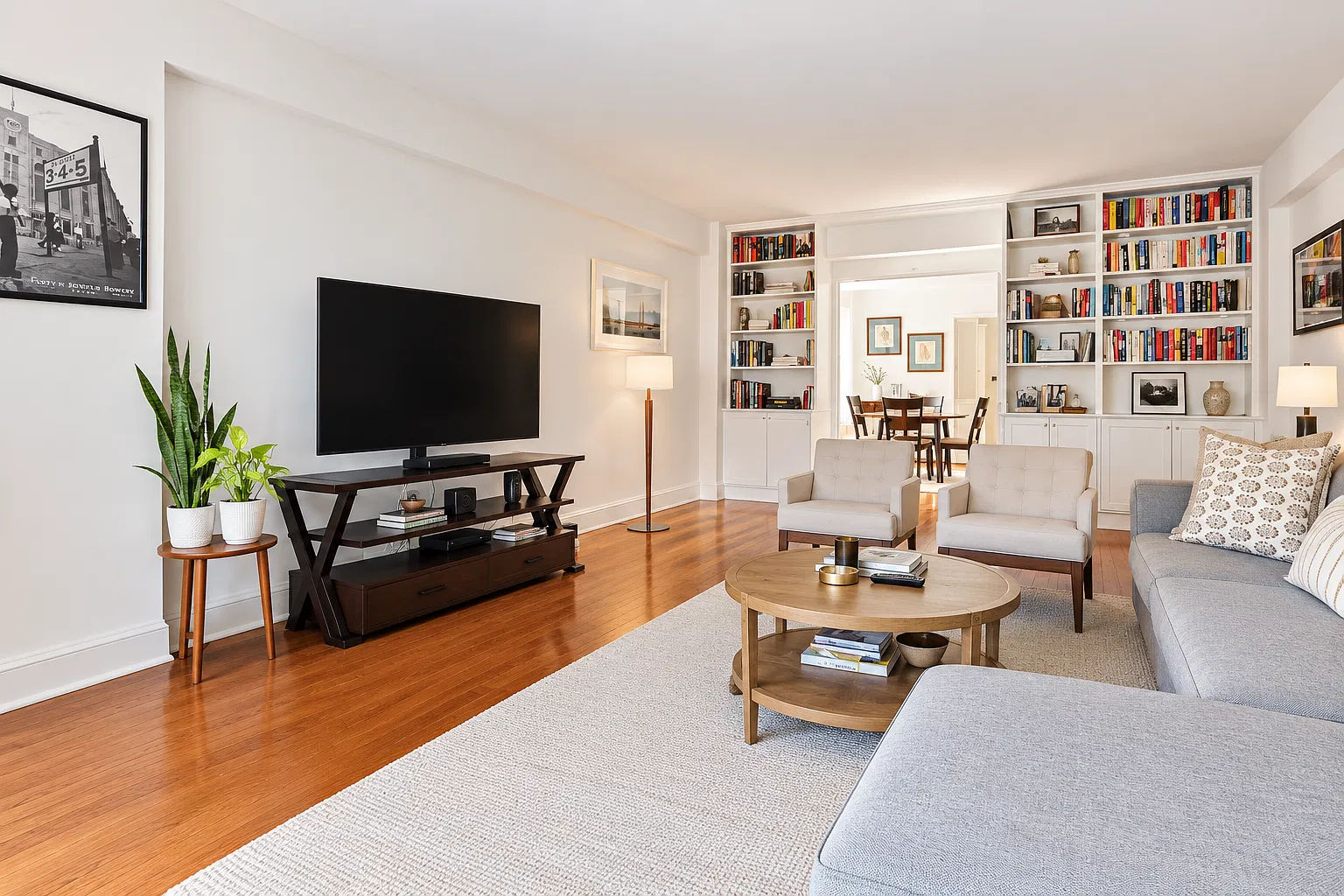 715 Park Avenue — Photo 2