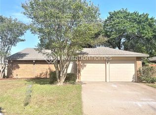 3608 Chittam Ln, Bedford, TX 76021