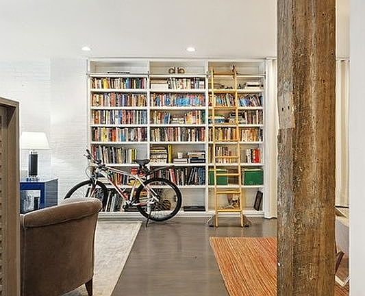 4th image of 250 W 27th St APT 4E