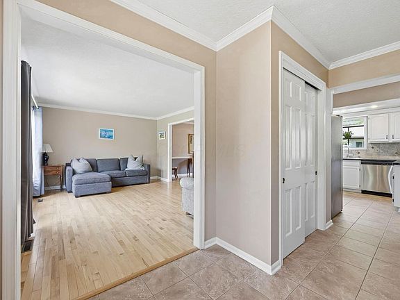 2nd image of 132 Executive Ct