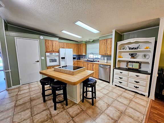 4th image of 117 Bimini Cay Cir