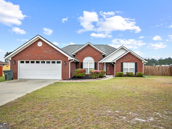 1806 Blair Ct, Hinesville, GA 31313