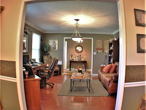 4th image of 3349 Bow Dr