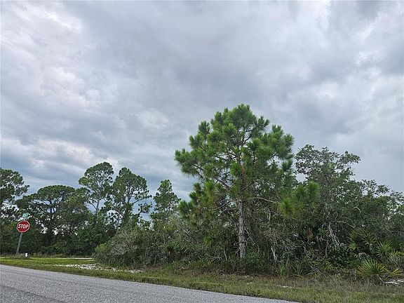 4th image of 643 BUCCANEER STREET NW LOT 20