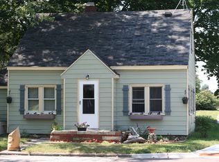 202 S Oak Ave, Gaylord, MI 49735