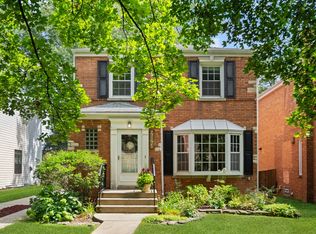 7073 N Mason Ave, Chicago, IL