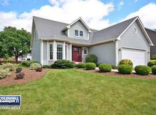 507 Bede Cir, North Aurora, IL 60542