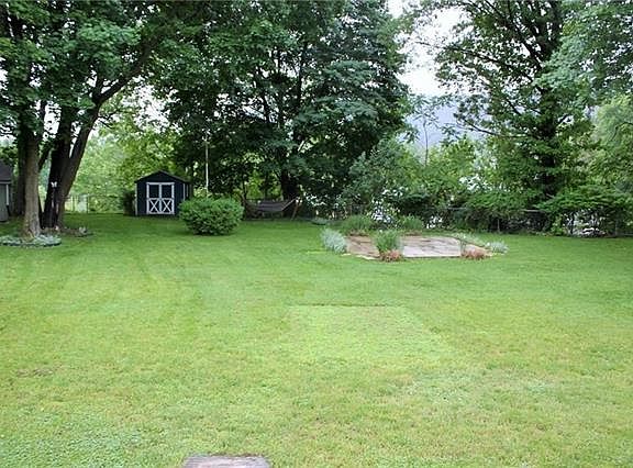 2nd image of 22 Mackey Ct