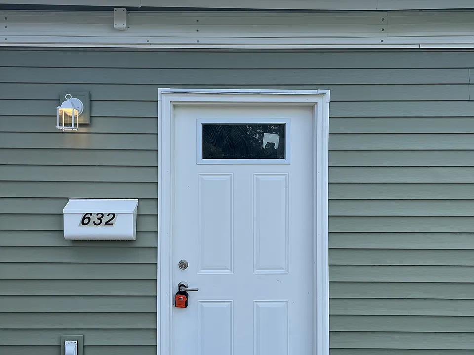 632 Oakland Ave