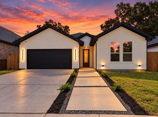 2734 Marburg St, Dallas, TX 75215