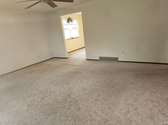 3rd image of 3106 Dogwood Dr
