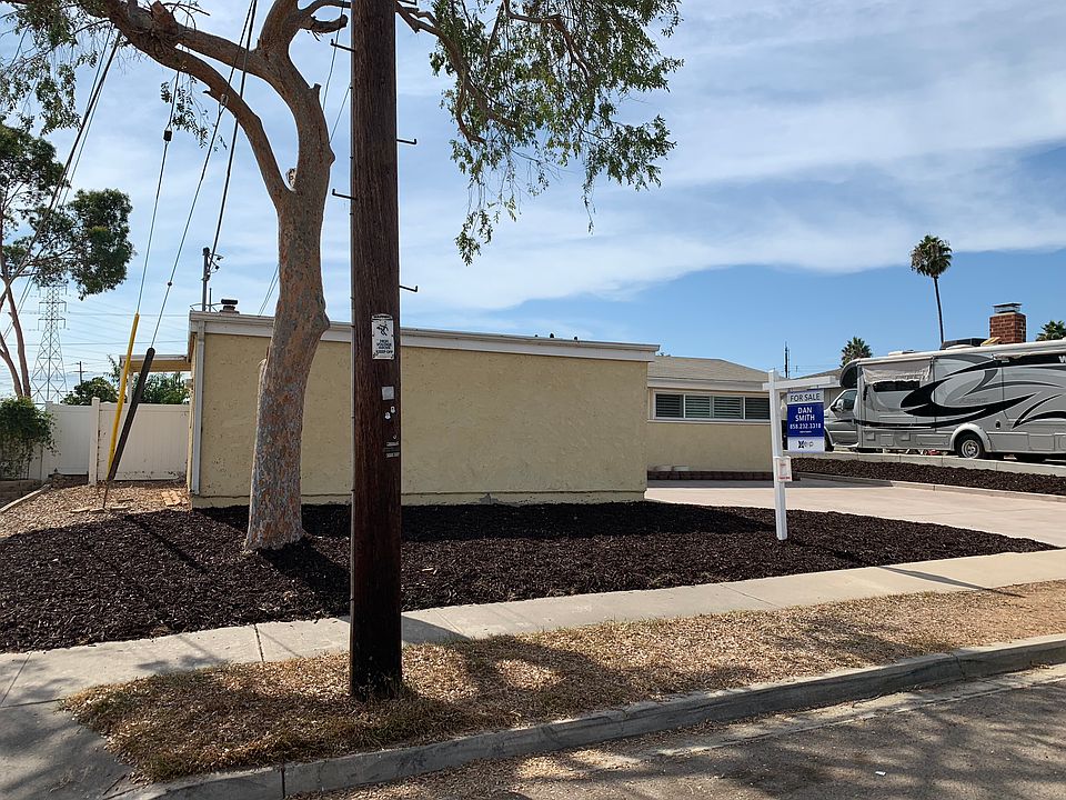 2nd image of 2460 Eileen Dr