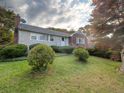 515 Anton St, Bridgeport, CT, 06606
