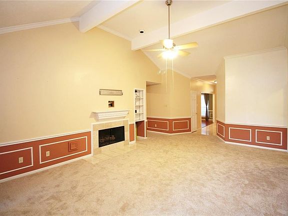 5th image of 1325 Royal Palm Ln