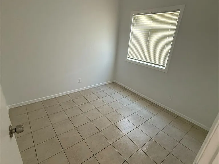 842 Alamitos Ave — Photo 83
