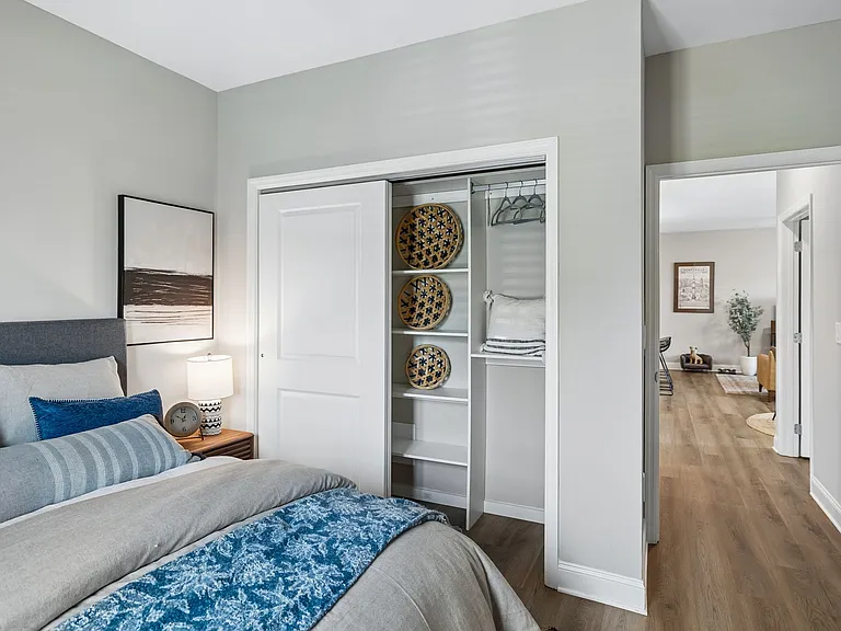 Serene - 2 Bed / 2 Bath - 950 Sq.Ft.