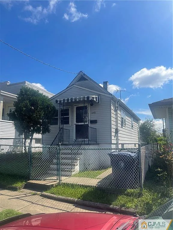 648 Atlantic Ave photo 1