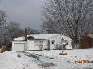 728 Annawan Ln, Youngstown, OH