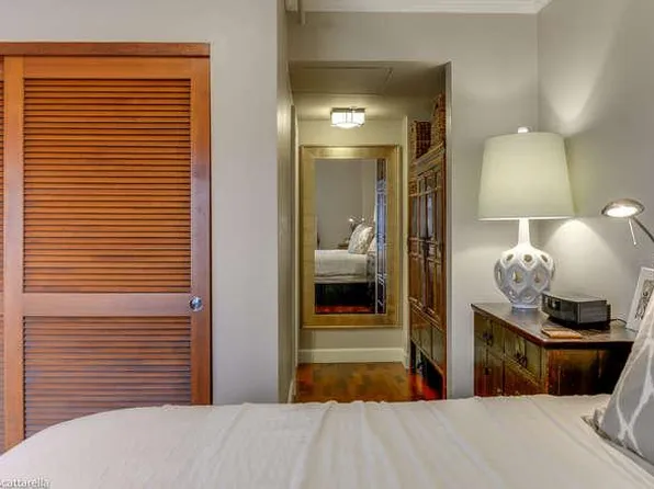 1005 SW Park Ave Unit 803, Portland, OR 97205