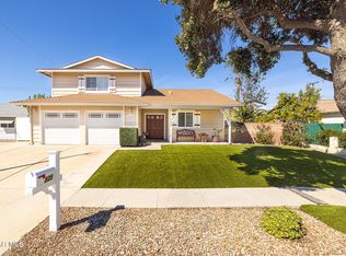 825 France Ave, Simi Valley, CA 93065