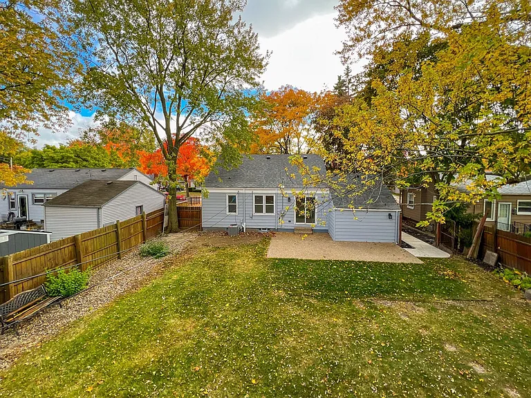 4214 Berkshire Rd — Photo 21