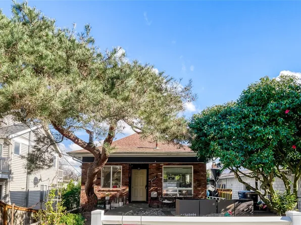 3052 22nd Avenue W, Seattle, WA 98199