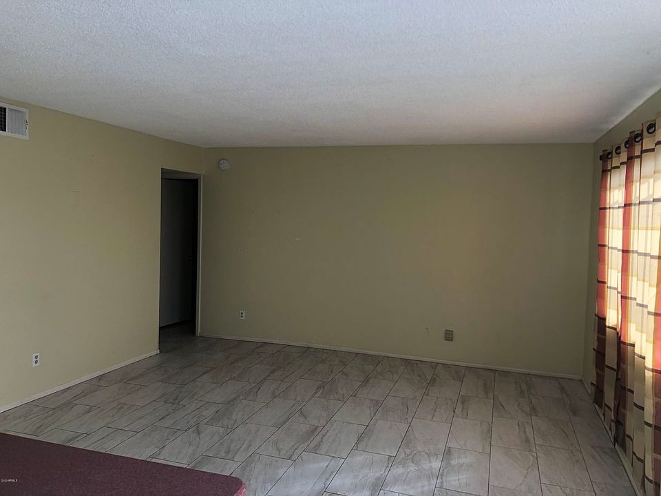 1st image of 2831 E Mobile Ln