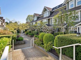 7411 Columbia St, Vancouver, BC V5X 4X4