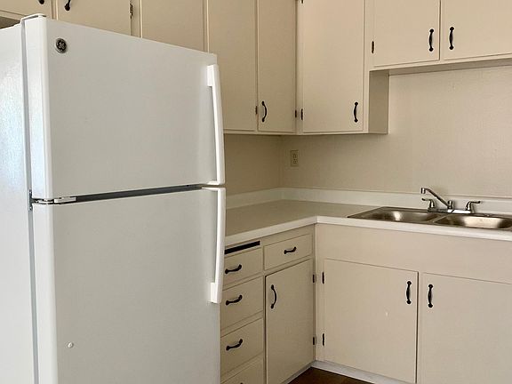 4th image of 2095 Radio Ave APT 18