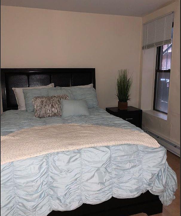 2nd image of 90 Saint Botolph St #1AP