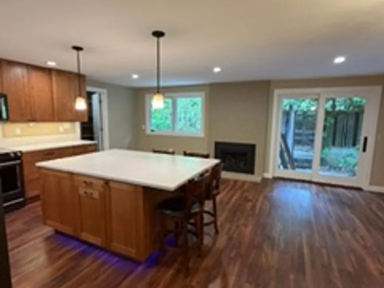 4400 Chapman Way — Photo 9