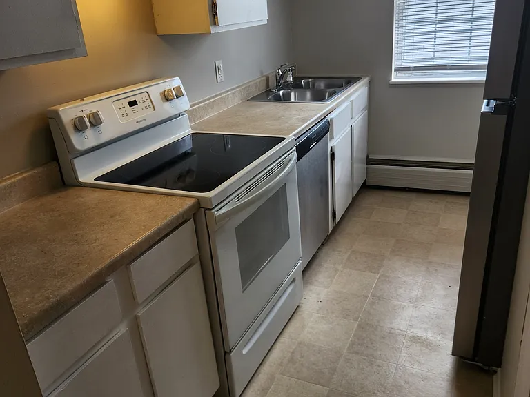 69 Parrish St #10 — Photo 1