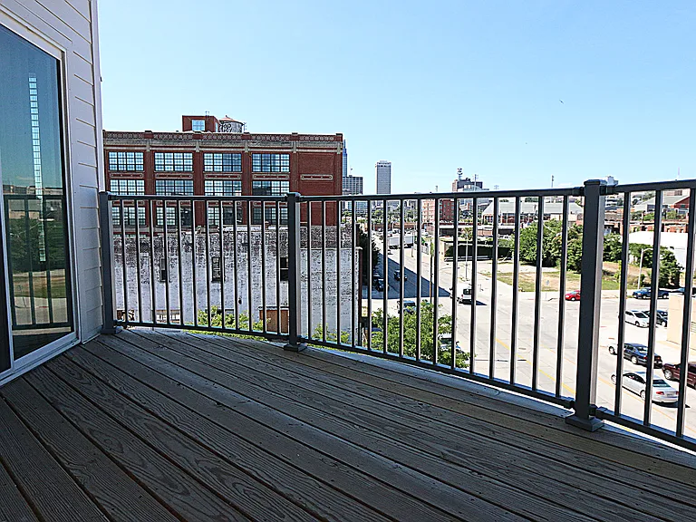 Nichol Flats — Photo 20