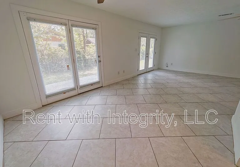 251A S Villas Ct — Photo 9