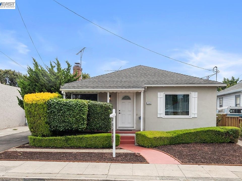 1st image of 1540 170th Ave