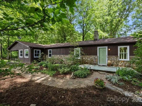 1128 Forest St, Mars Hill, NC 28754