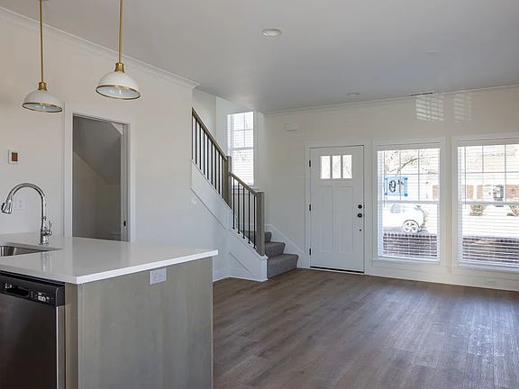 5th image of 5819 Nall Ave #5403