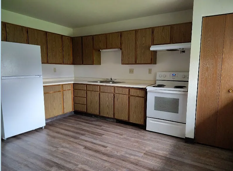 2 bed, $1,095 — Photo 1