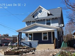 1479 Lake Dr SE #2, Grand Rapids, MI 49506