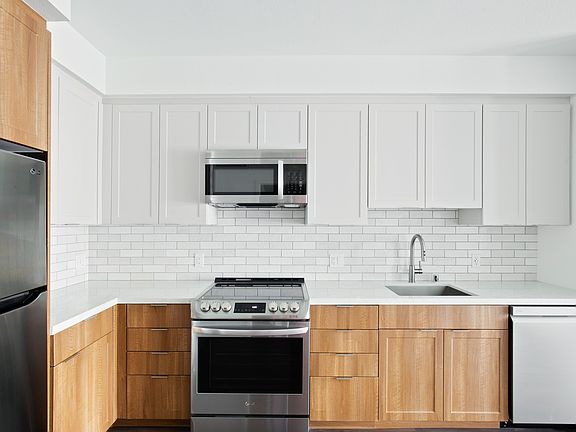5th image of 101 Pringle Ave #4367767