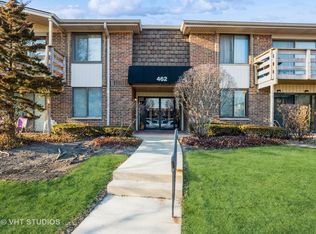 462 Raintree Dr UNIT 1C, Glen Ellyn, IL 60137