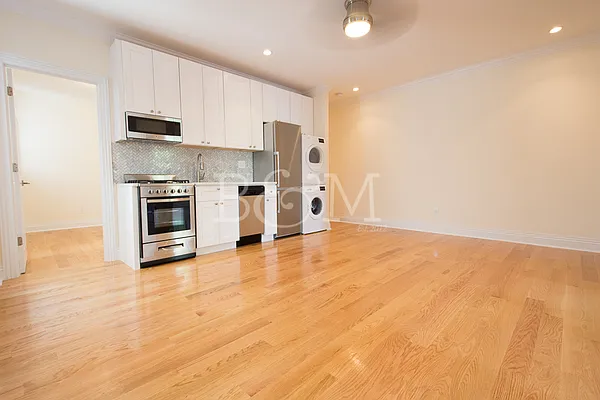 Rented by Brick&Mortar | media 9