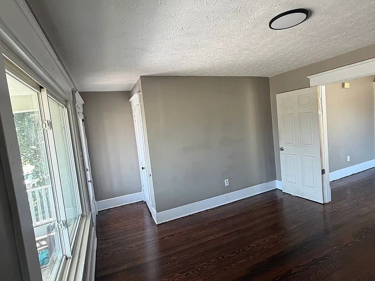 22 W 33rd St #2 — Photo 9