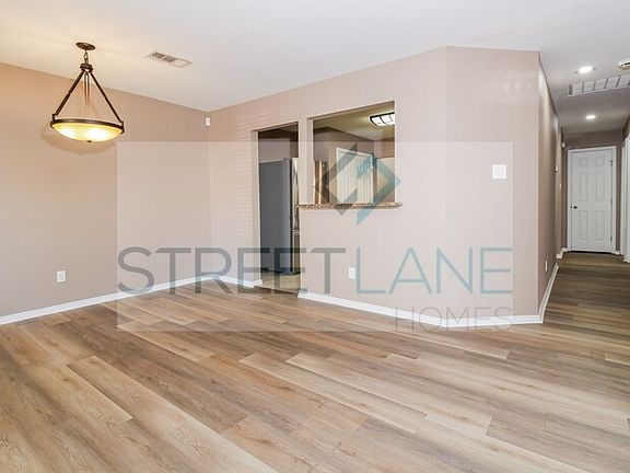 5th image of 4049 Winfield Ave