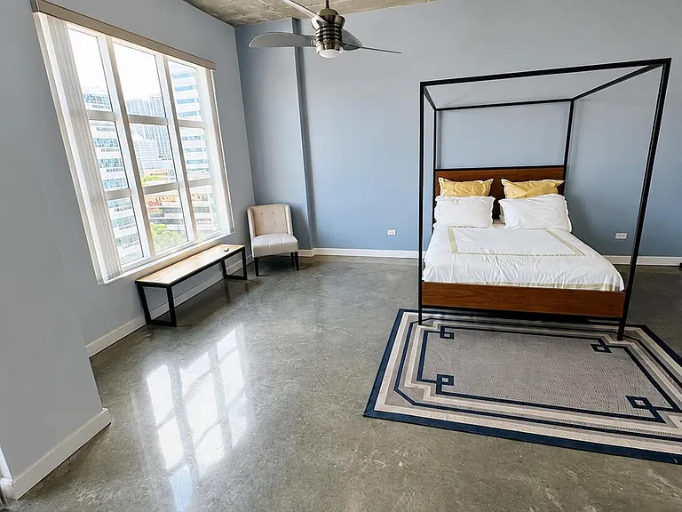 313 NE 2nd St #901 — Photo 4